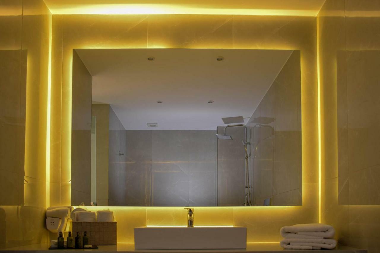 24K Athena Suites Atenas Exterior foto